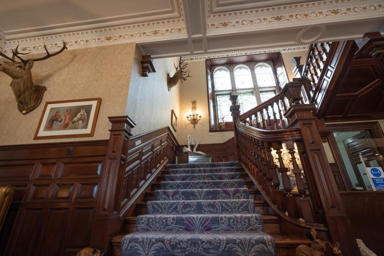 Ledgowan Lodge Hotel Achnasheen Kültér fotó